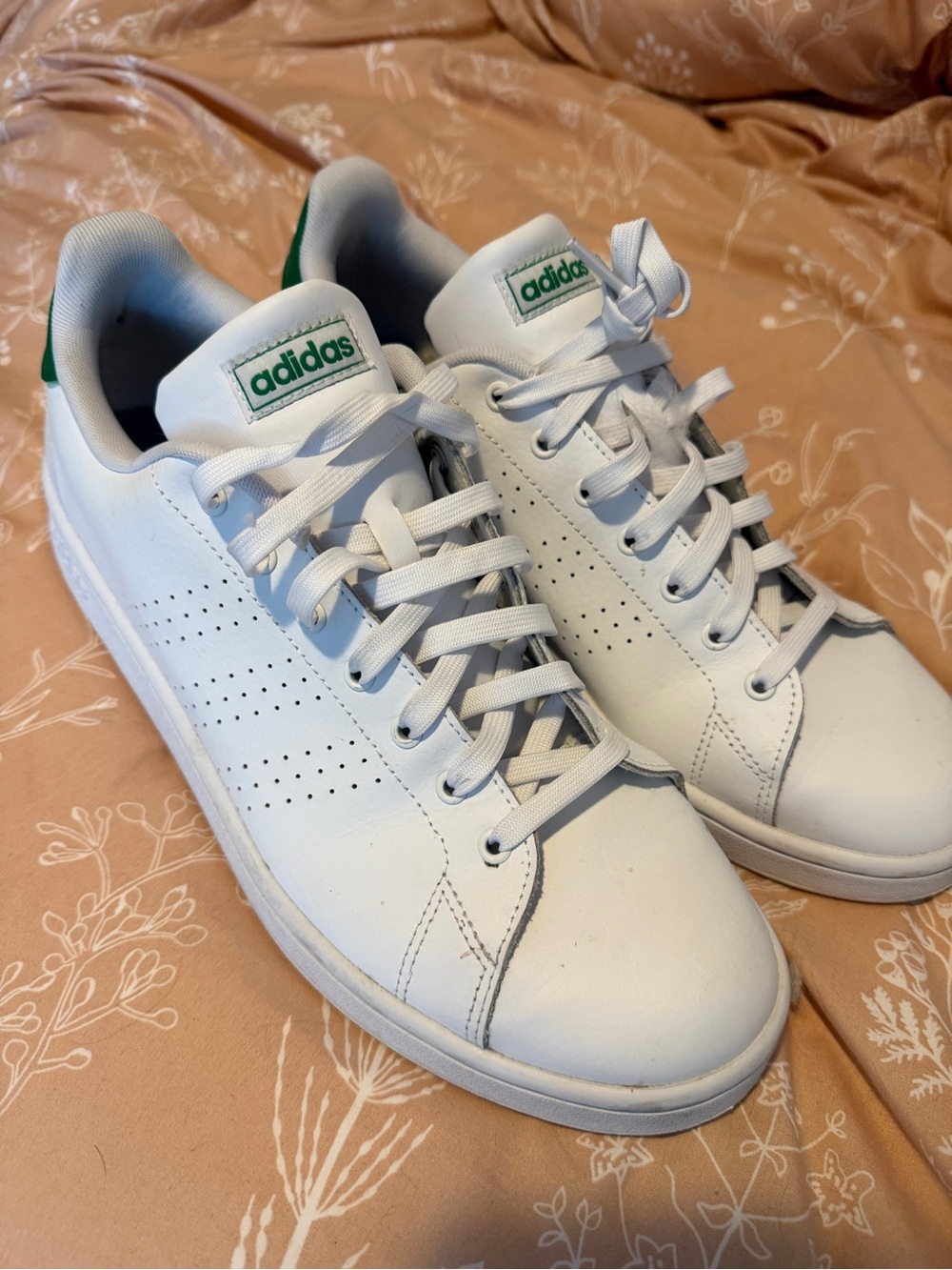 Men’s Adidas Advantage Shoes Size 13 White and Green